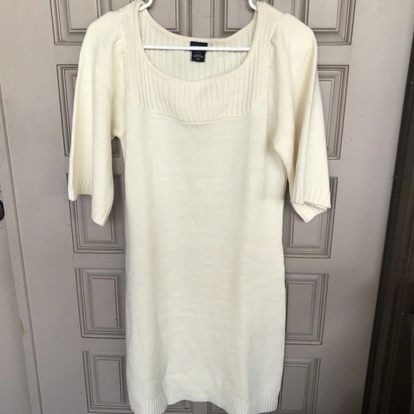 Canyon River Blues Sweater Dress SzM Cream 1/2Sleeve Knee Length Round Neck - Picture 2 of 10